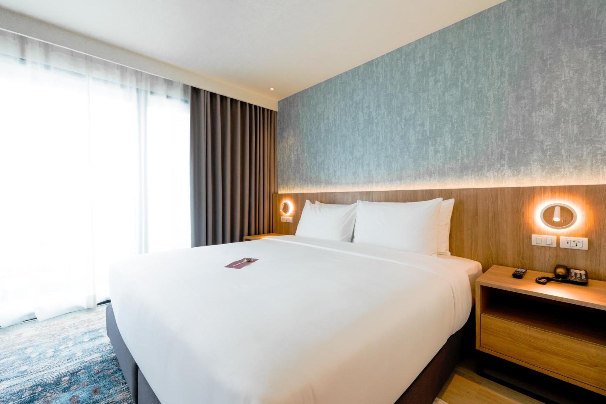 Glow Bangkok Riverside Room photo